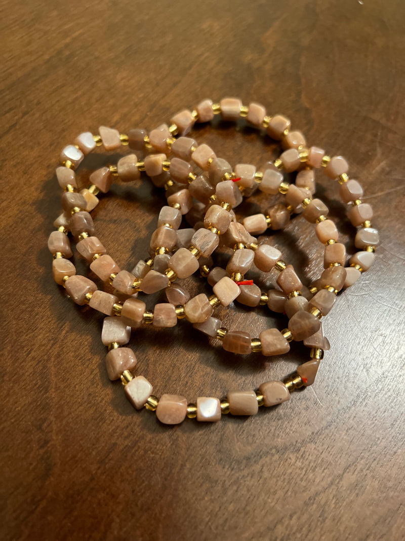 Peach moonstone chip stone bracelets